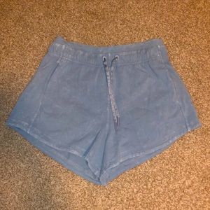 Lulu Lemon Inner Glow Short 3”